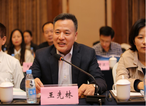 北京市炜衡（合肥）律师事务所成功协办中国经济法30人论坛第十七期暨“互联网领域竞争秩序的法律规制”学术研讨会