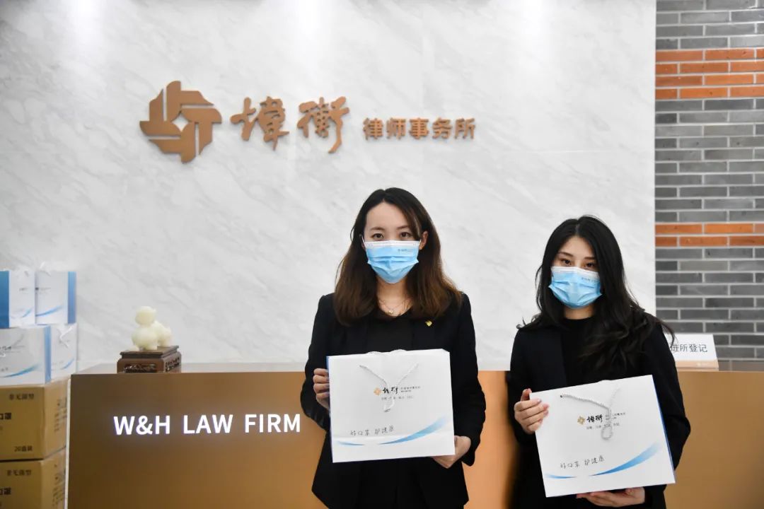 口罩暖人心 同心抵疫情