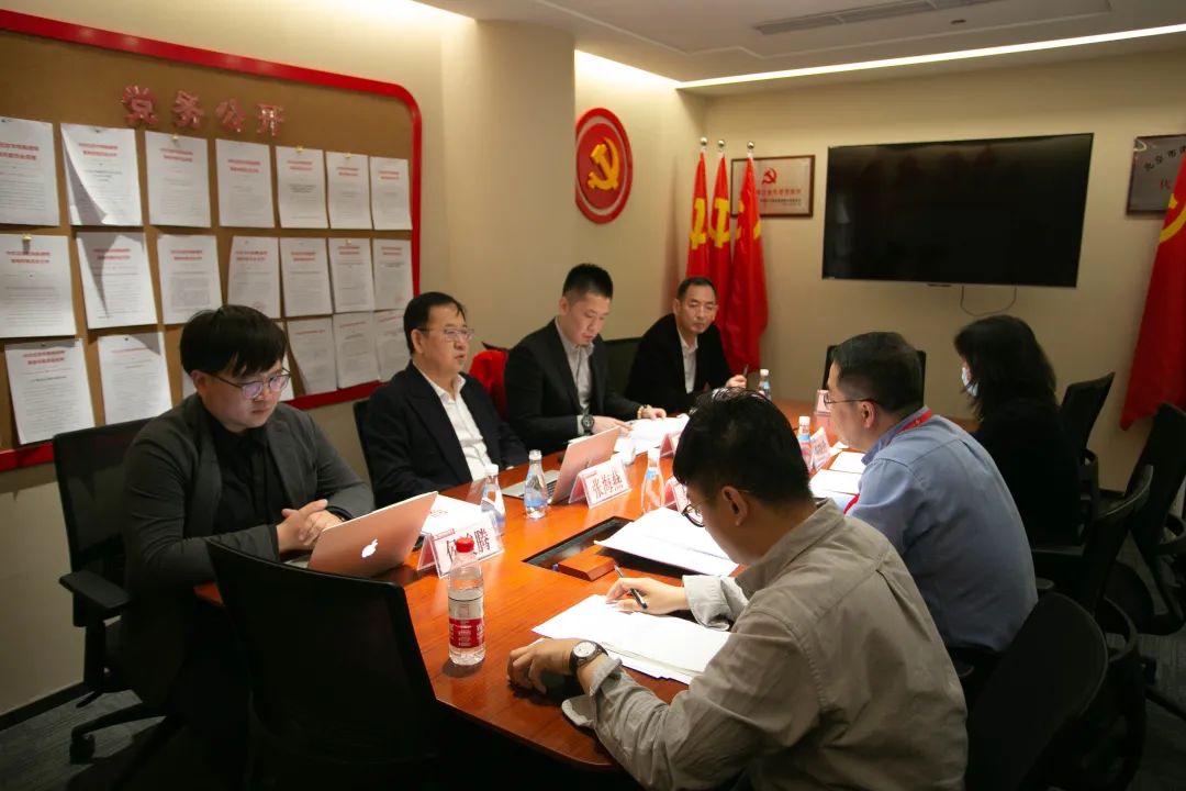 中华商标协会人才与教育专业委员会执行主任、中华商标人才库管理中心副理事长张海燕一行莅临炜衡座谈交流