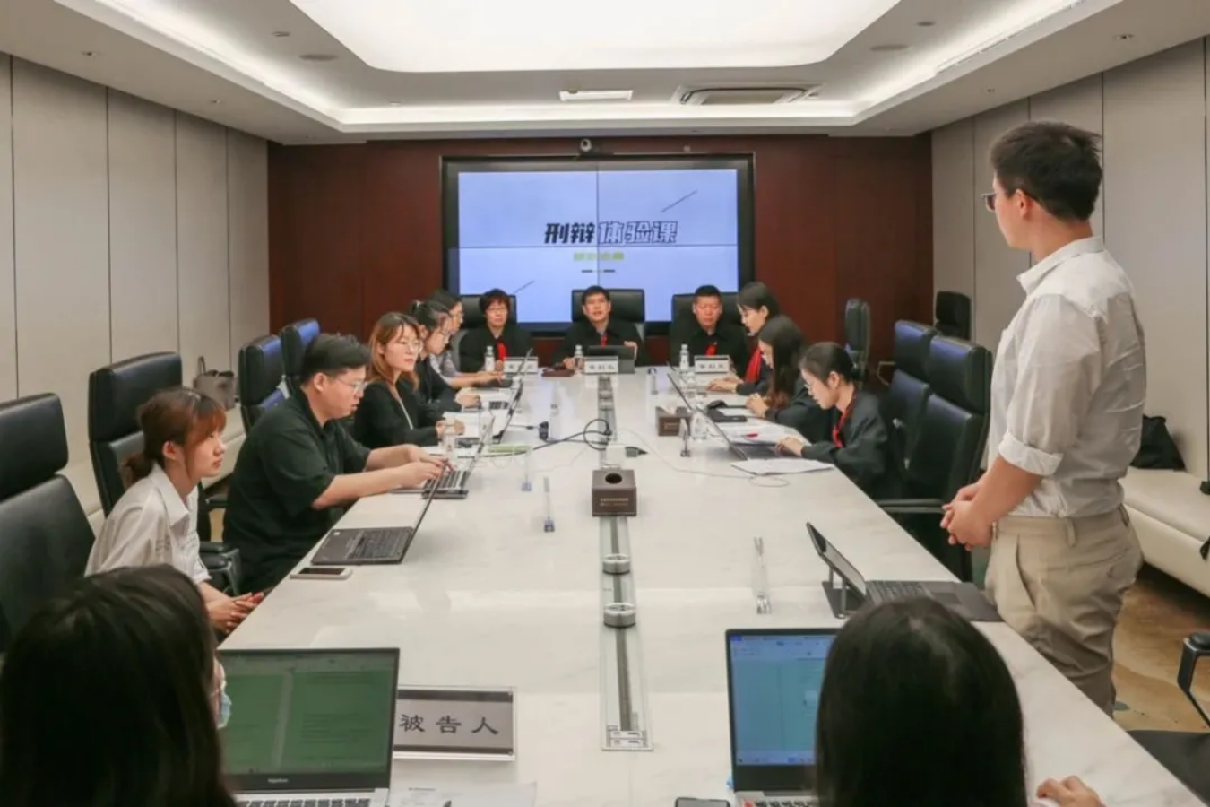 刑辩营初训结束，我们将镜头对准这里
