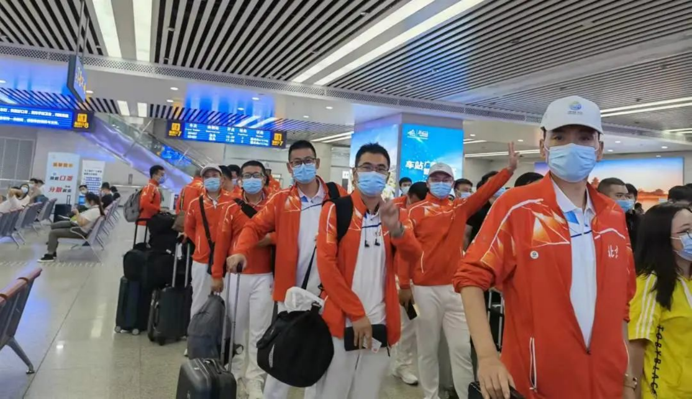 【全运进行时】炜衡风雷足球队出征中国第十四届运动会花絮集锦