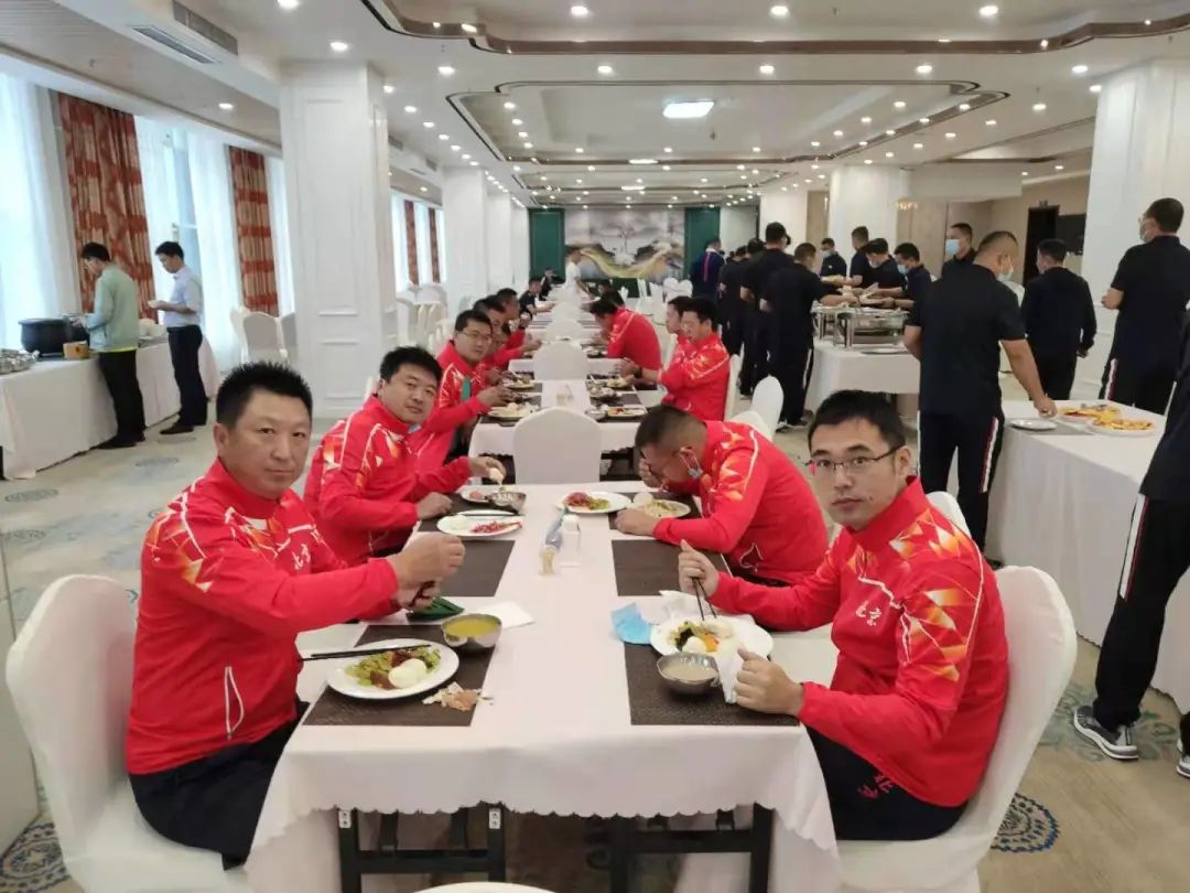 【全运进行时】炜衡风雷足球队出征中国第十四届运动会花絮集锦