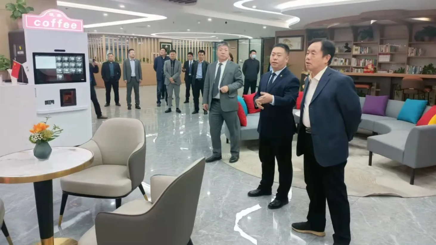 郑州大学法学院与北京炜衡（郑州）律师事务所创新实践基地授牌仪式圆满结束