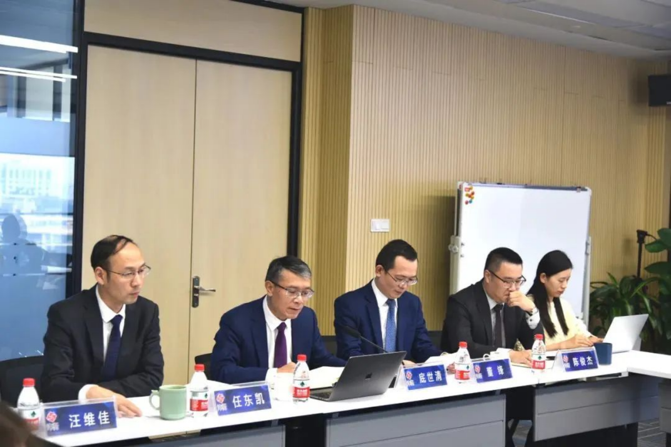 杭州亚组委法务部领导莅临炜衡杭州所走访调研