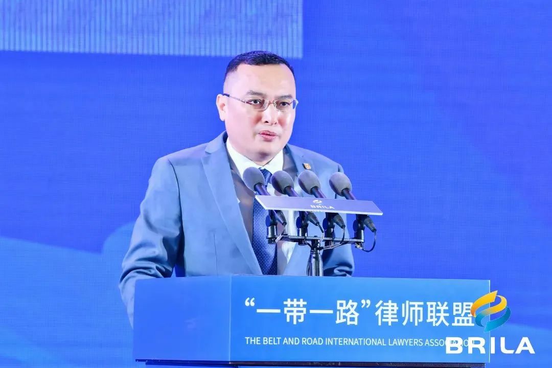 炜衡律师受邀参加“一带一路”律师联盟海口中心成立仪式