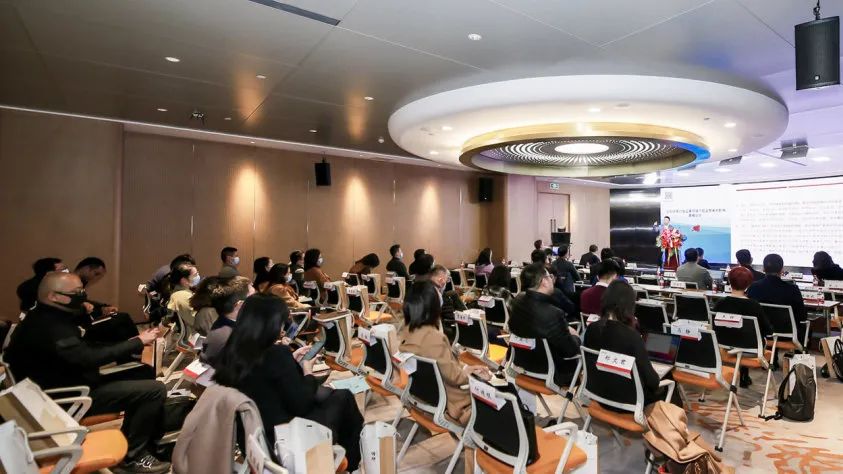 炜衡郑州所协办的“《公司法》修订给证券领域可能会带来的影响”高峰论坛成功举办