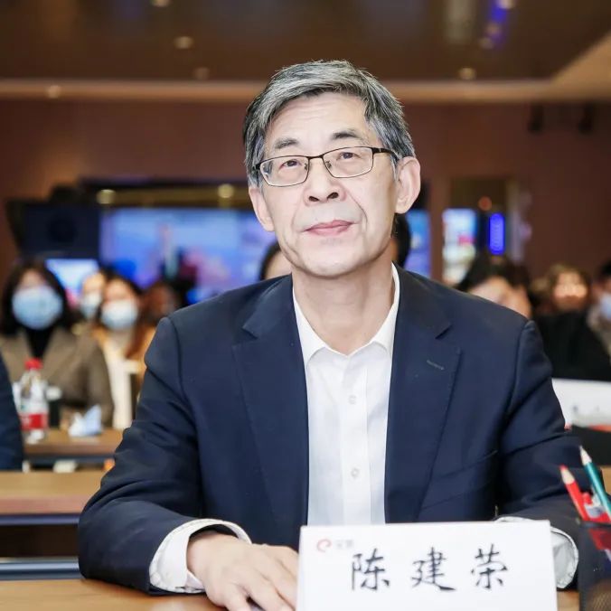 炜衡郑州所协办的“《公司法》修订给证券领域可能会带来的影响”高峰论坛成功举办