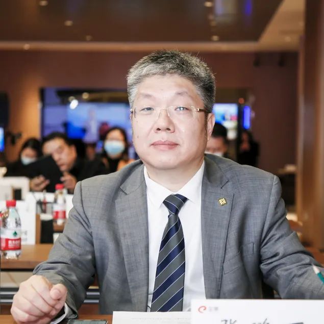 炜衡郑州所协办的“《公司法》修订给证券领域可能会带来的影响”高峰论坛成功举办
