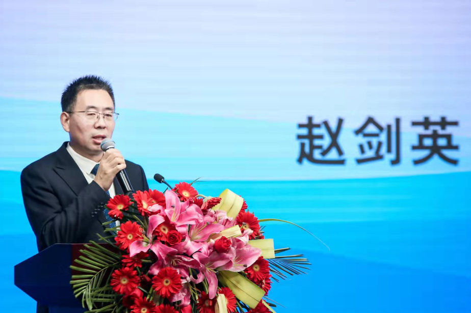 炜衡郑州所协办的“《公司法》修订给证券领域可能会带来的影响”高峰论坛成功举办