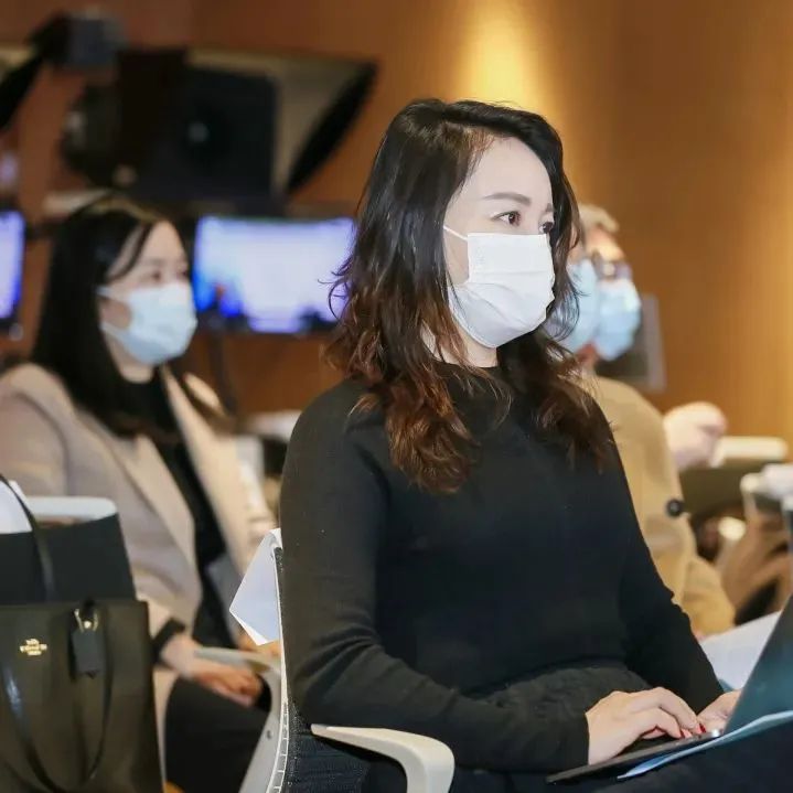 炜衡郑州所协办的“《公司法》修订给证券领域可能会带来的影响”高峰论坛成功举办