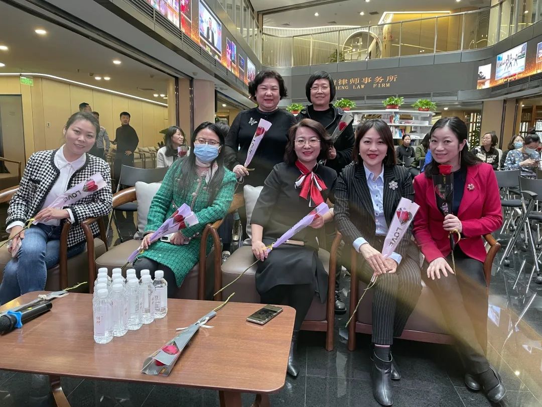 律政馨香，绽放炜衡 | 炜衡律师事务所举办女神节摄影作品比赛交流会