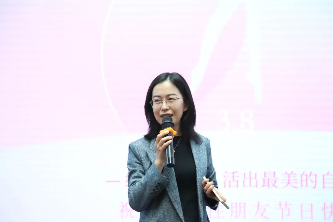 律政馨香，绽放炜衡 | 炜衡律师事务所举办女神节摄影作品比赛交流会