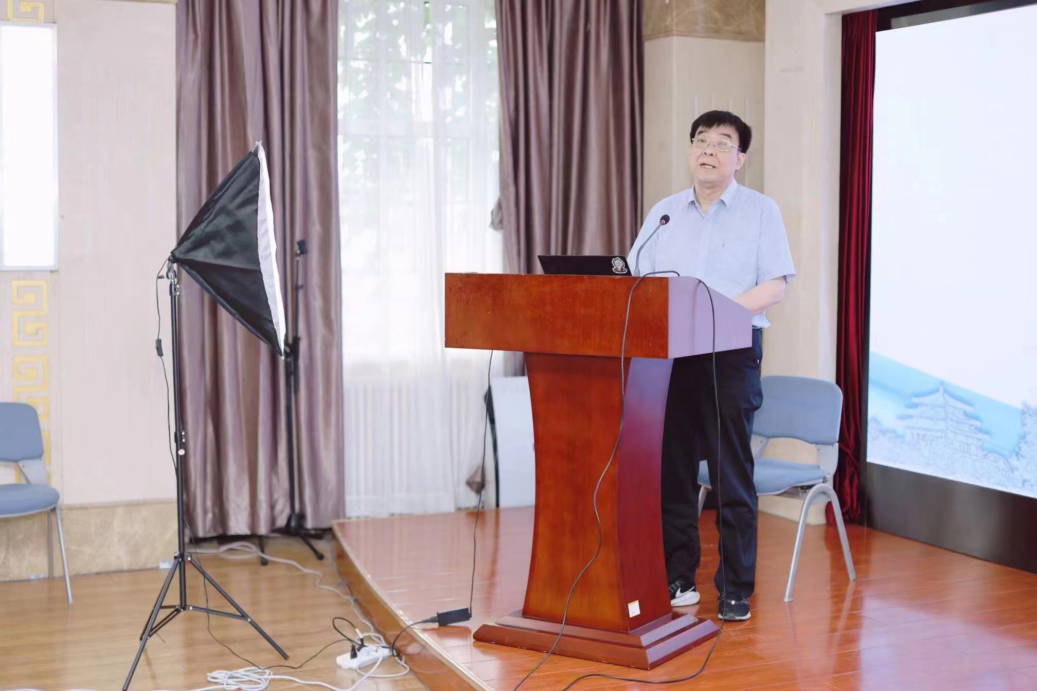 孙佳佳合伙人律师受邀参加社科院法学研究所“2022年法治蓝皮书发布会”并作主题发言