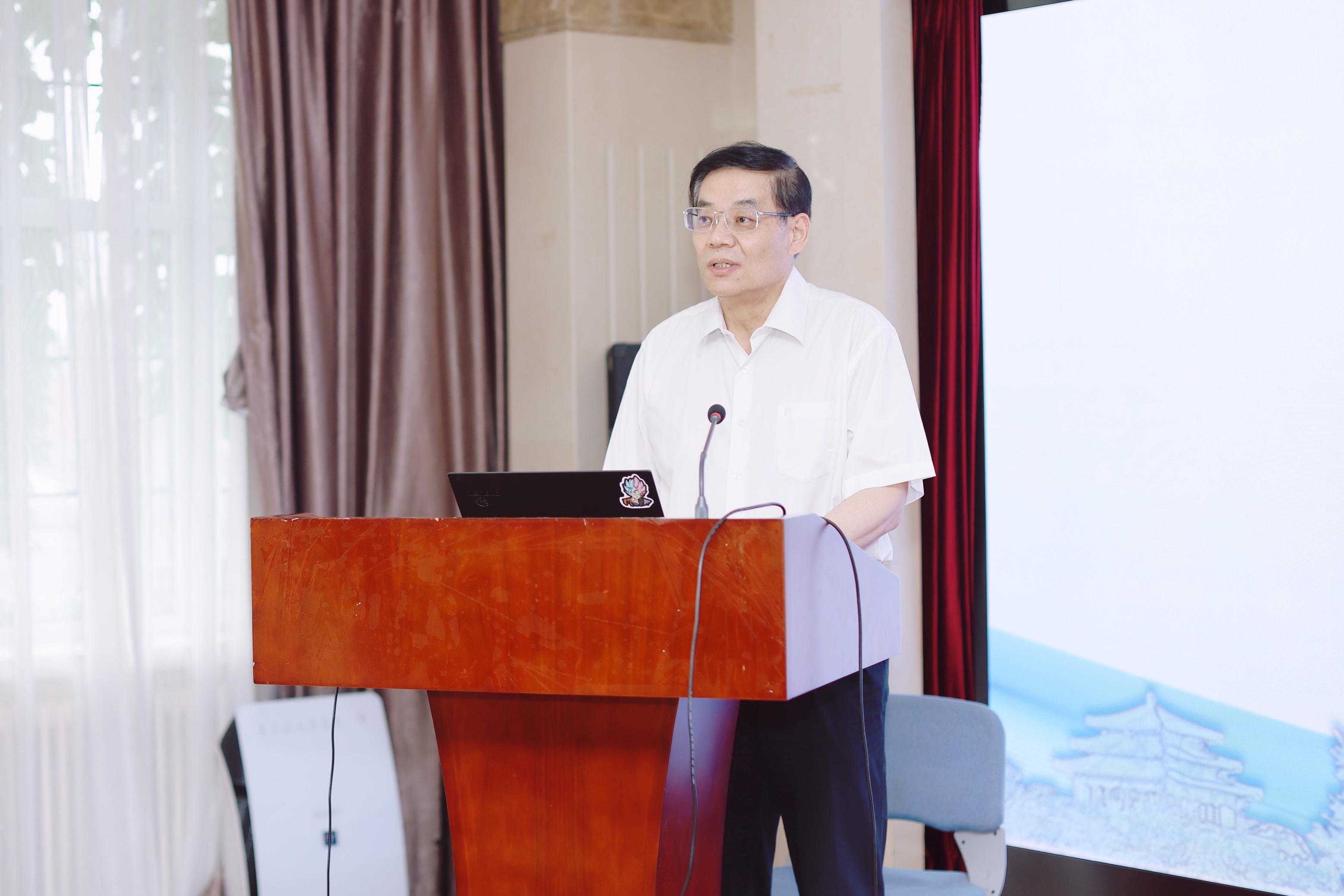 孙佳佳合伙人律师受邀参加社科院法学研究所“2022年法治蓝皮书发布会”并作主题发言