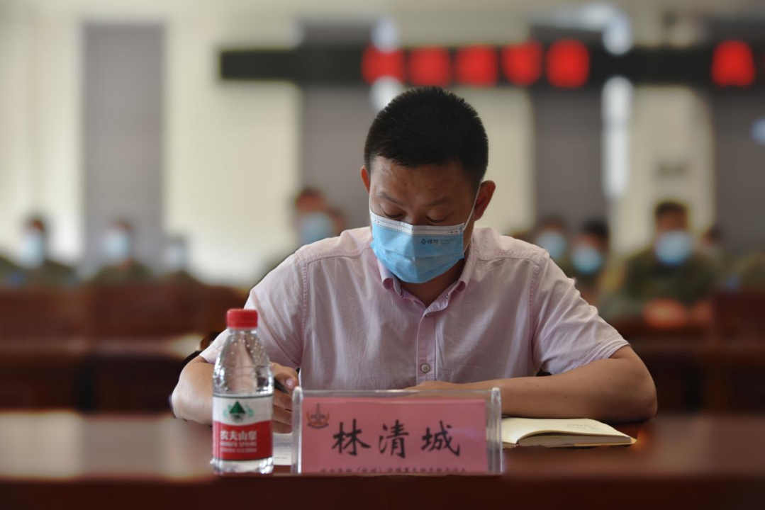 炜衡杭州所举办军地法律援助签约仪式暨送法进军营活动