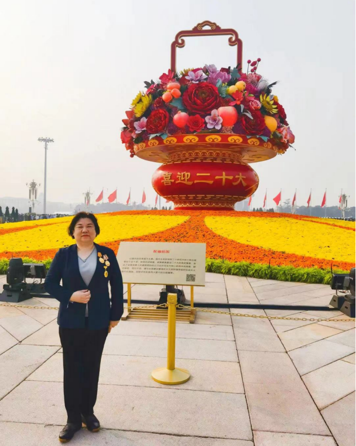 矢志不渝跟党走，民主党派律师显担当 | 记炜衡民主党派律师的2022年